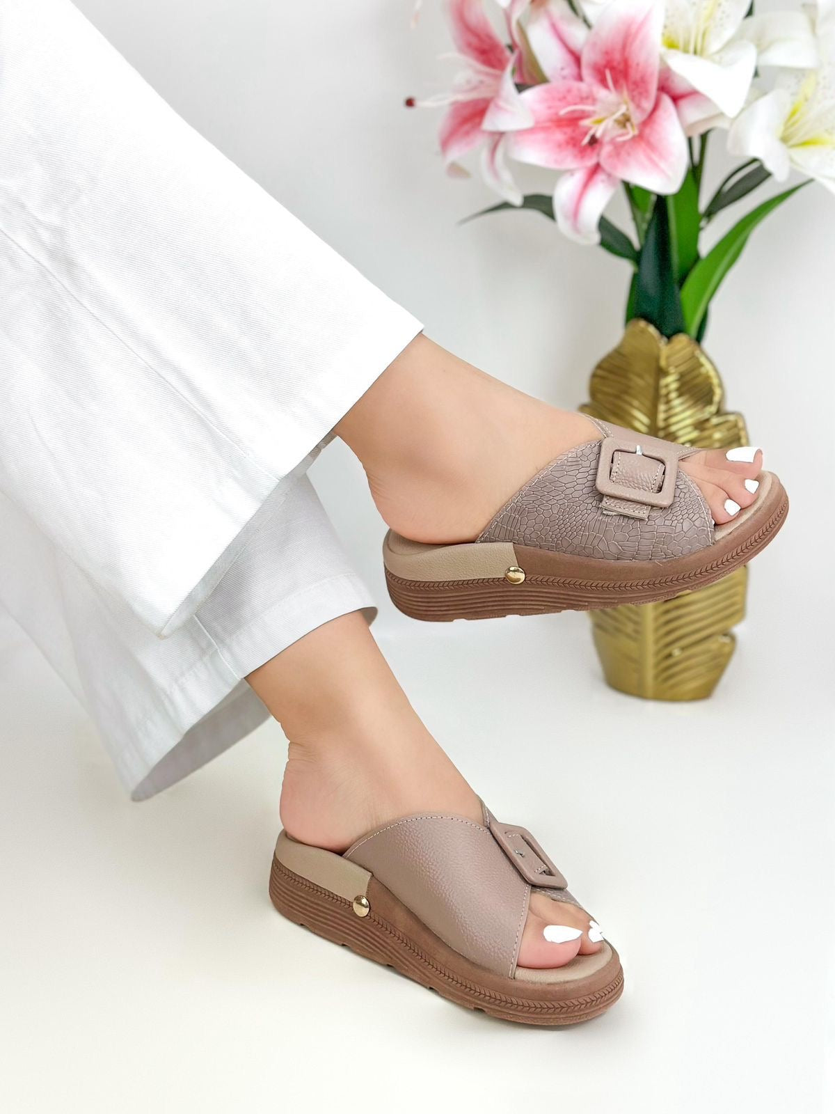 SANDALIAS AMAPOLA EN CUERO