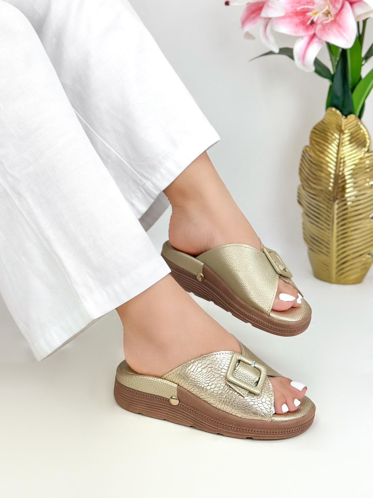 SANDALIAS AMAPOLA EN CUERO